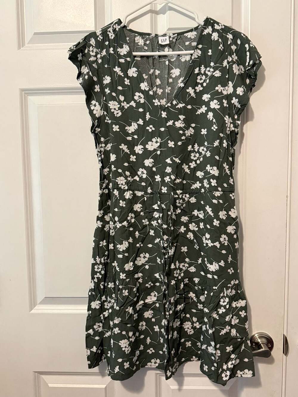Gap Green Floral V-Neck Flutter Sleeve Tiered Mini Dress